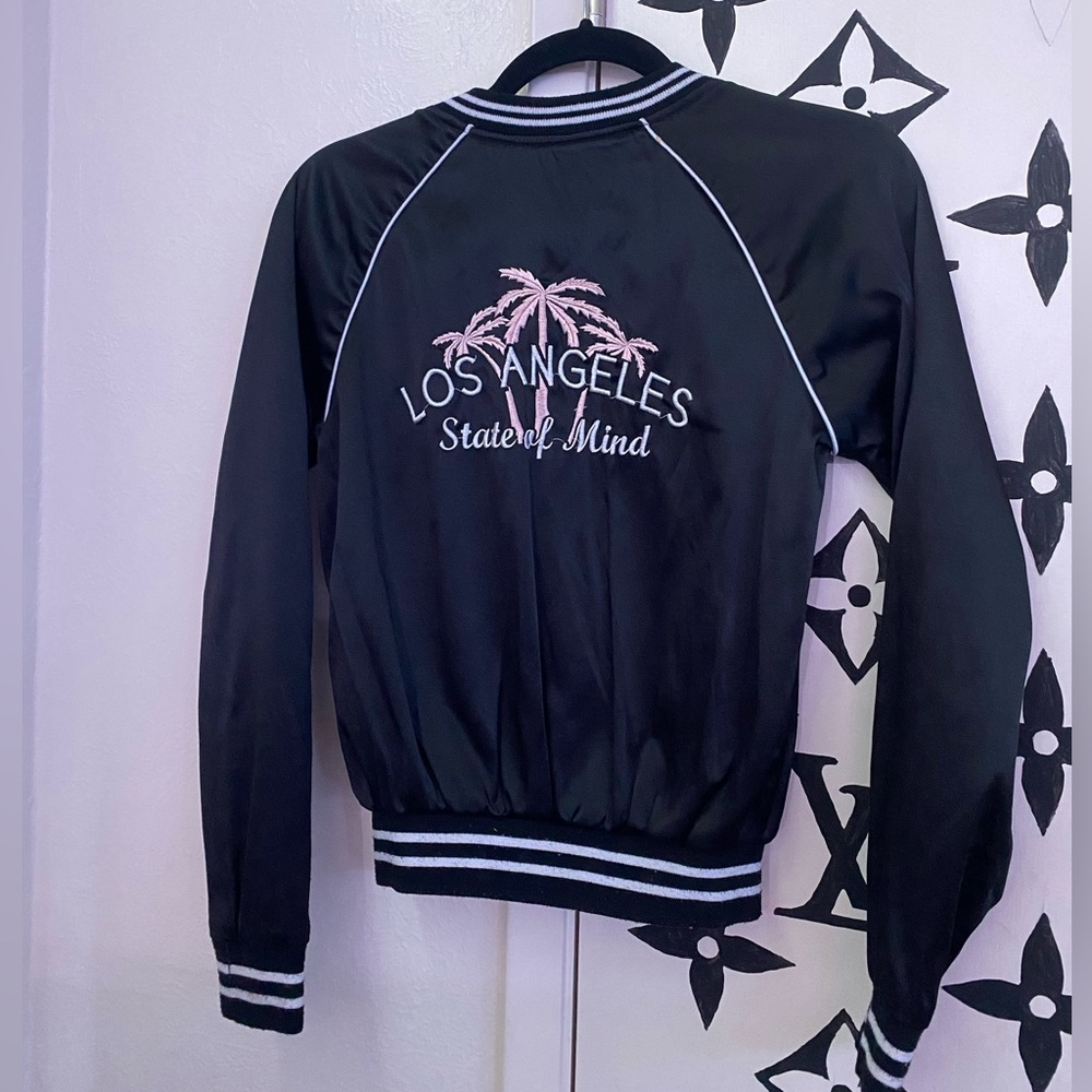 Full Tilt Women's Size Small Jacket Short Satin “Los Angeles State of Mind” Zip
